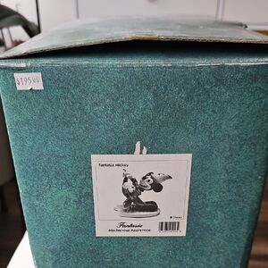 Fantasia Mickey Mischievous Apprentice Figurine